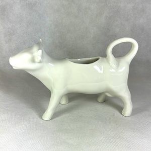 White Porcelain Cow Shaped Saucer Boat